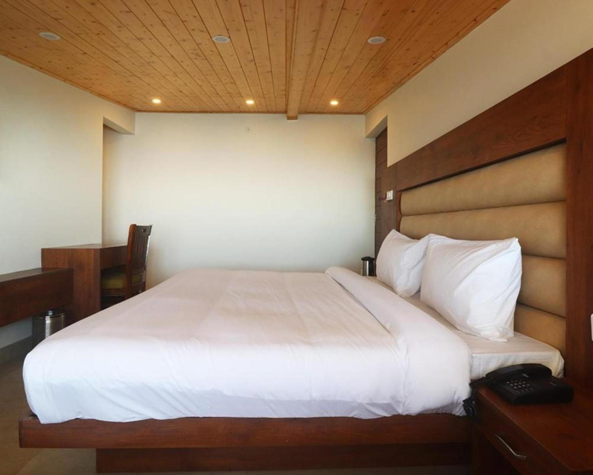 Hotel Mussoorie Heights 德拉敦 外观 照片